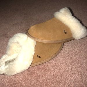 Kookaburra by Ugg Women’s Slip on Slipper